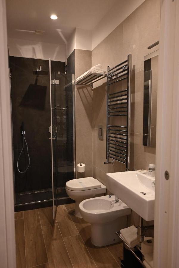 B&B Palazzina Avallone Napoli Eksteriør bilde